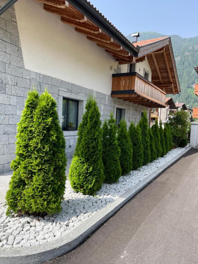 B&B Casa Il Sasso Pinzolo Exterior photo